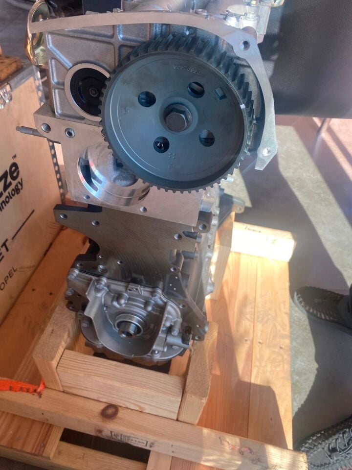 Opel İnsignia A 2.0 A20DTH Dizel Motor Komple Gm Marka